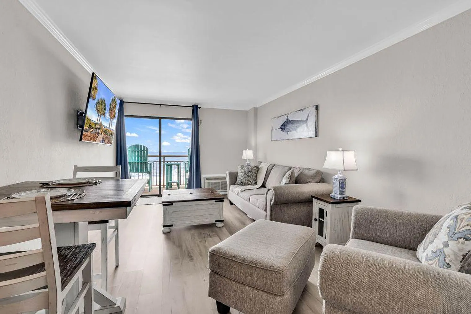 1 bed, 1.0 bath, 462 sqft, $2,655 — Photo 2