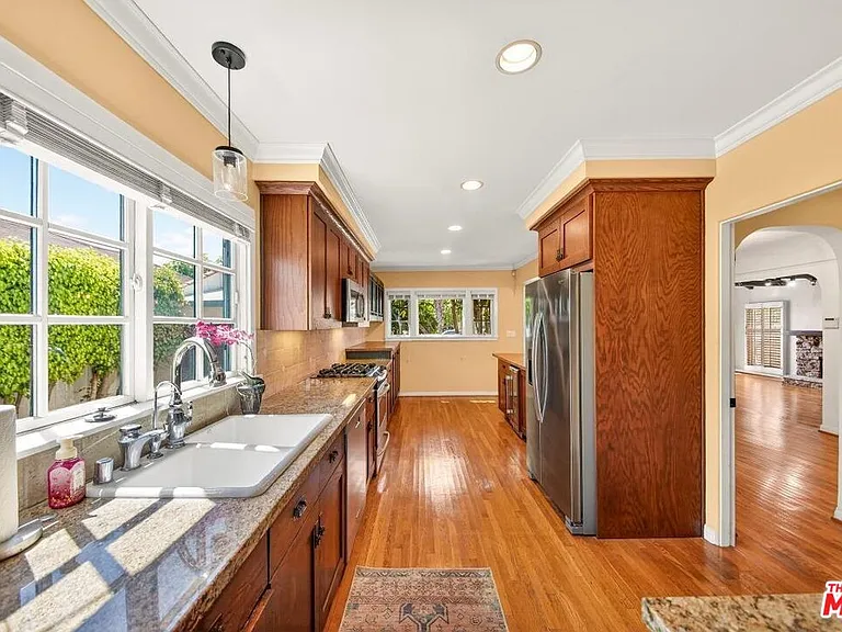 2940 Cardiff Ave — Photo 8