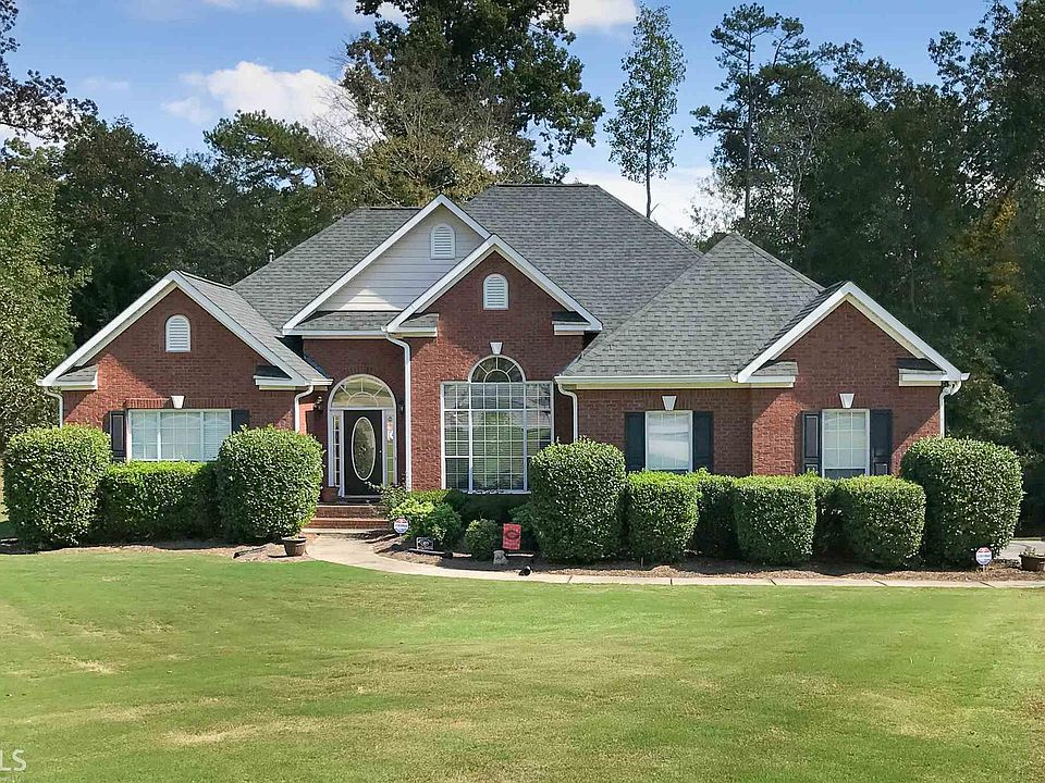 2nd image of 1412 Woodmere Ct