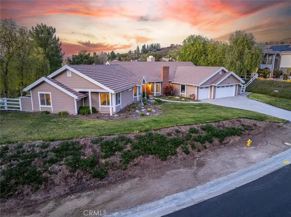 15405 Saddleback Rd, Santa Clarita, CA 91387