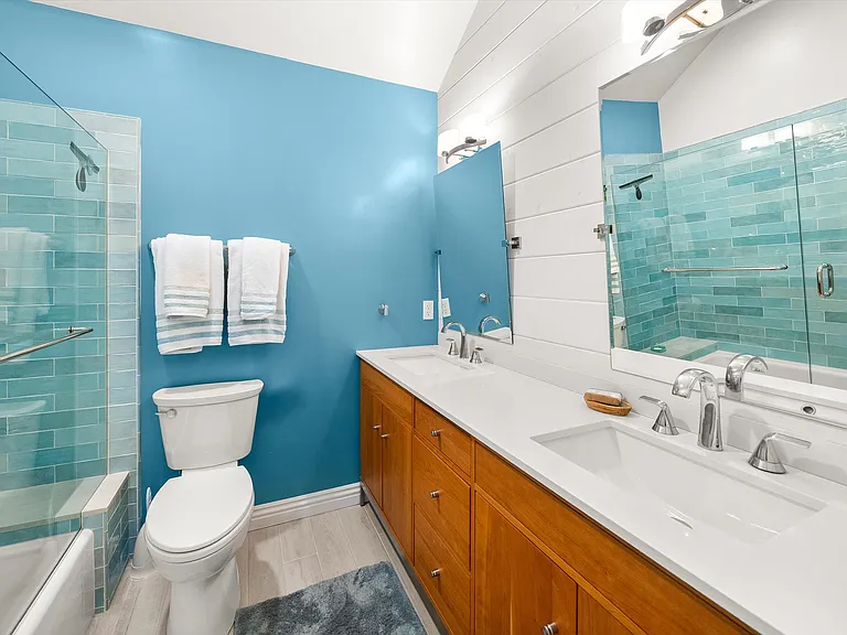 4527 Carpinteria Ave — Photo 9