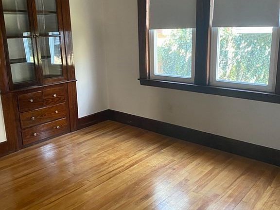 3rd image of 13 Huntington Ave #1