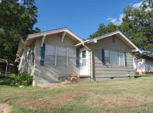 1405 Fir St, Perry, OK 73077