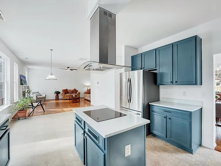 1005 Martin Bench Ct — Photo 24
