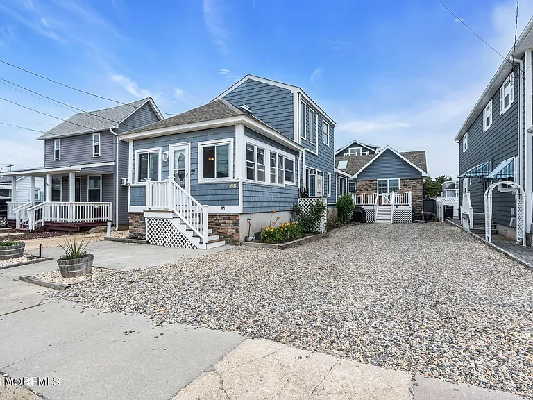 68 Decatur Ave — Photo 1