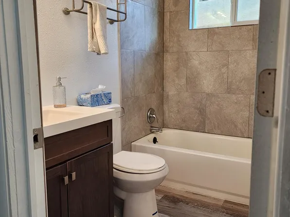325 Tennessee St NE APT C, Albuquerque, NM 87108
