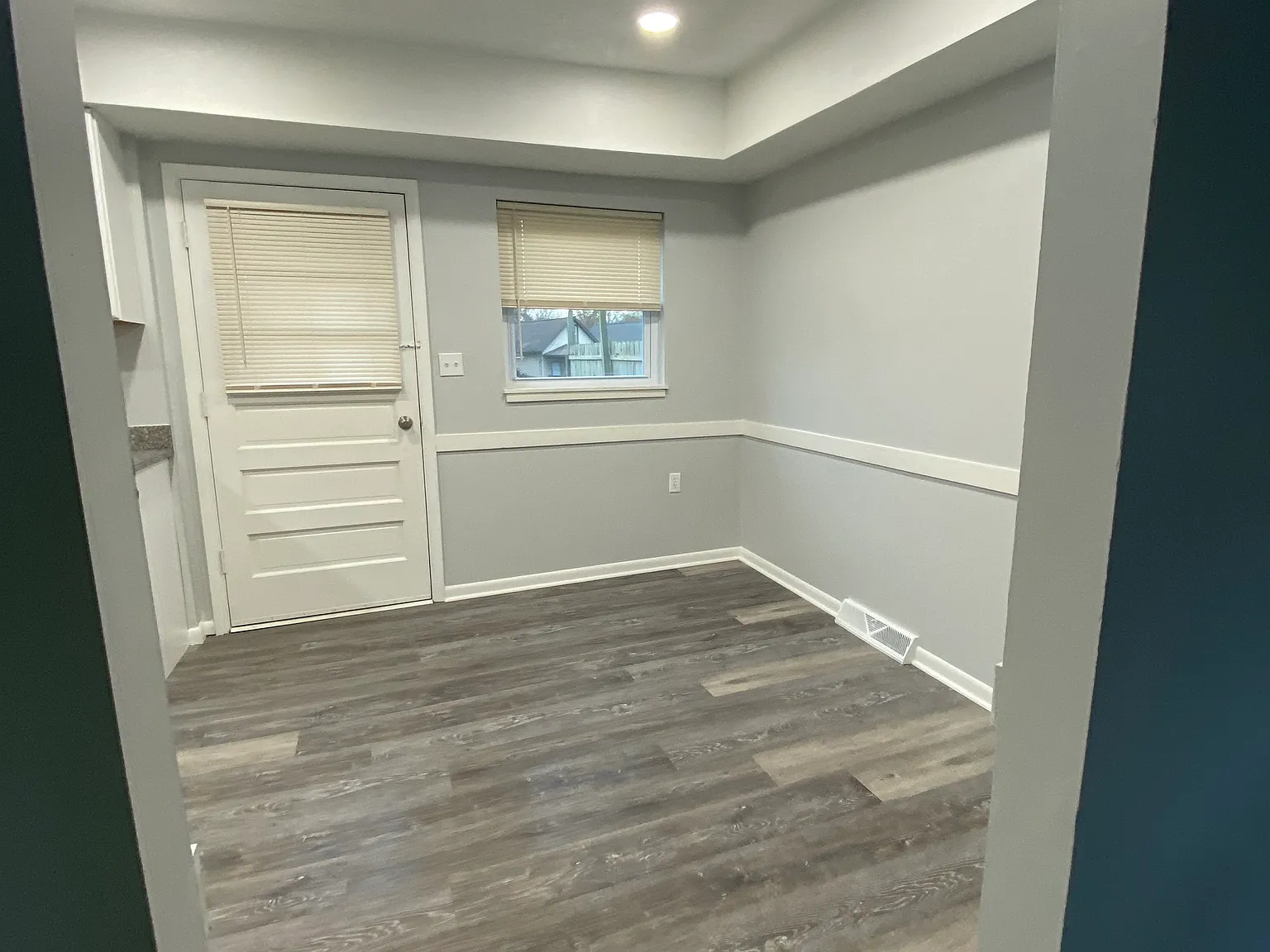 2 bed, 800 sqft, $975 — Photo 3