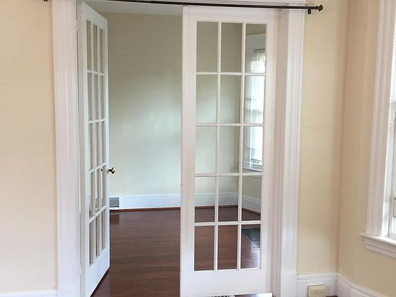 4th image of 442 Auburn Ave Floor 2