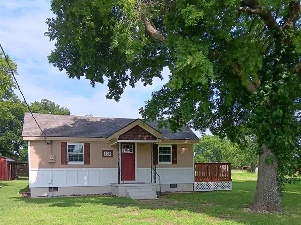 205 S Main St, Kingston, OK 73439