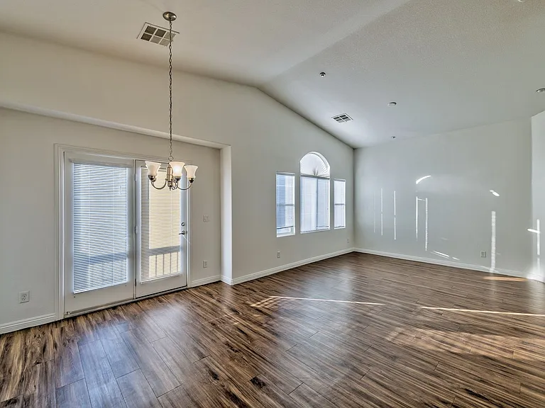 10096 Sunset Palisades Way #101 — Photo 3