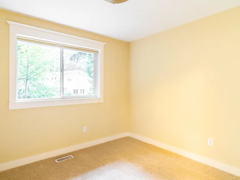 12840 NE 88th St — Photo 51