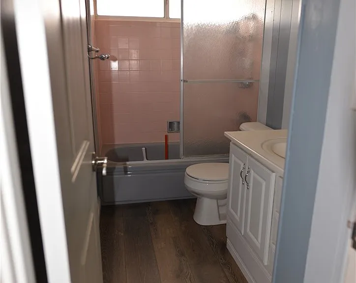 2509 E Santa Fe Ave — Photo 2