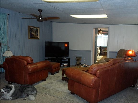 3rd image of 2213 Eden Ave