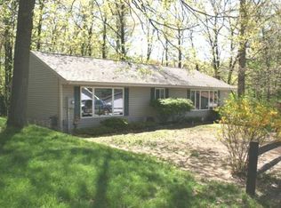 917 Hillcrest Ave, Harrison, MI 48625