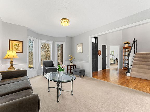 5th image of 115 Stone Ridge Drive