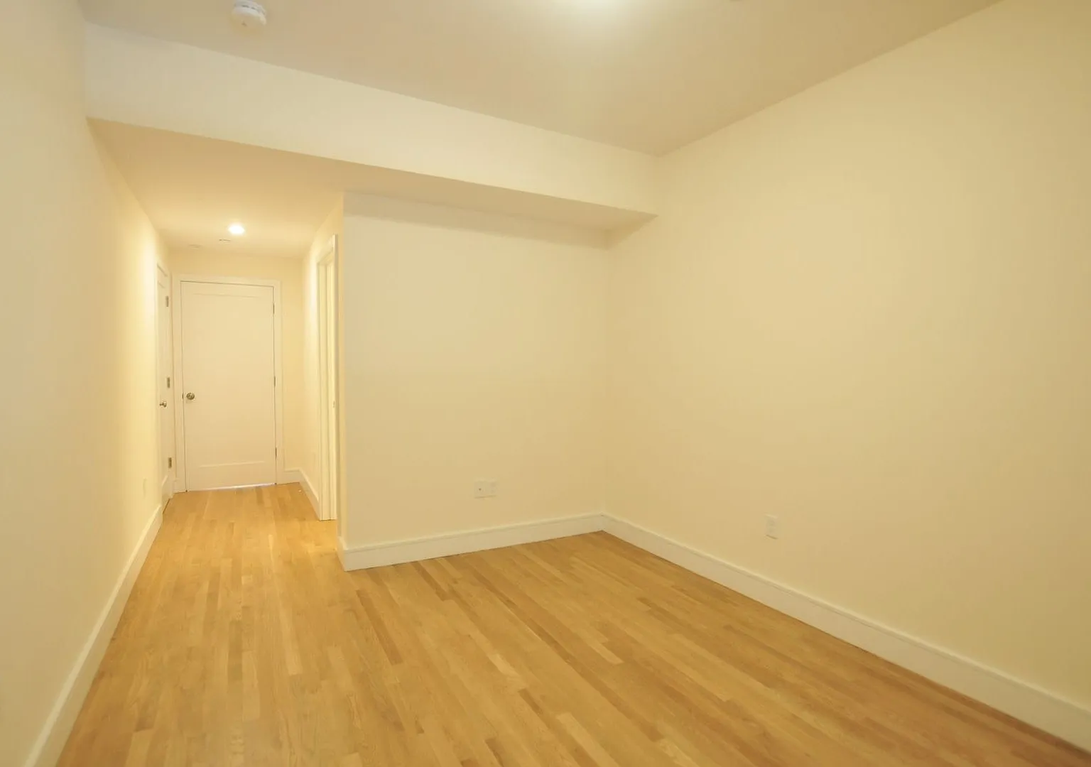 Beautiful 3 bedroom available 9/1 — Photo 4