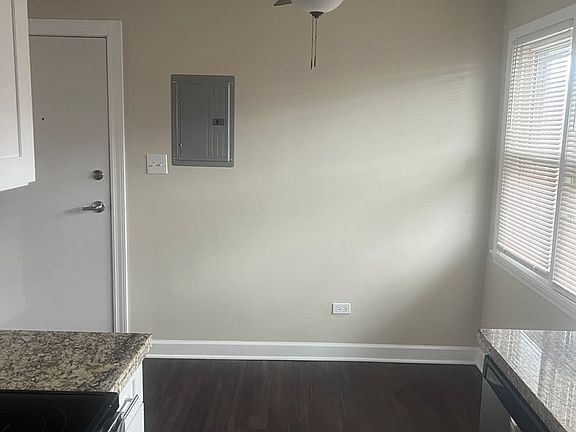 3rd image of 9456 Glenlake Ave APT 3A