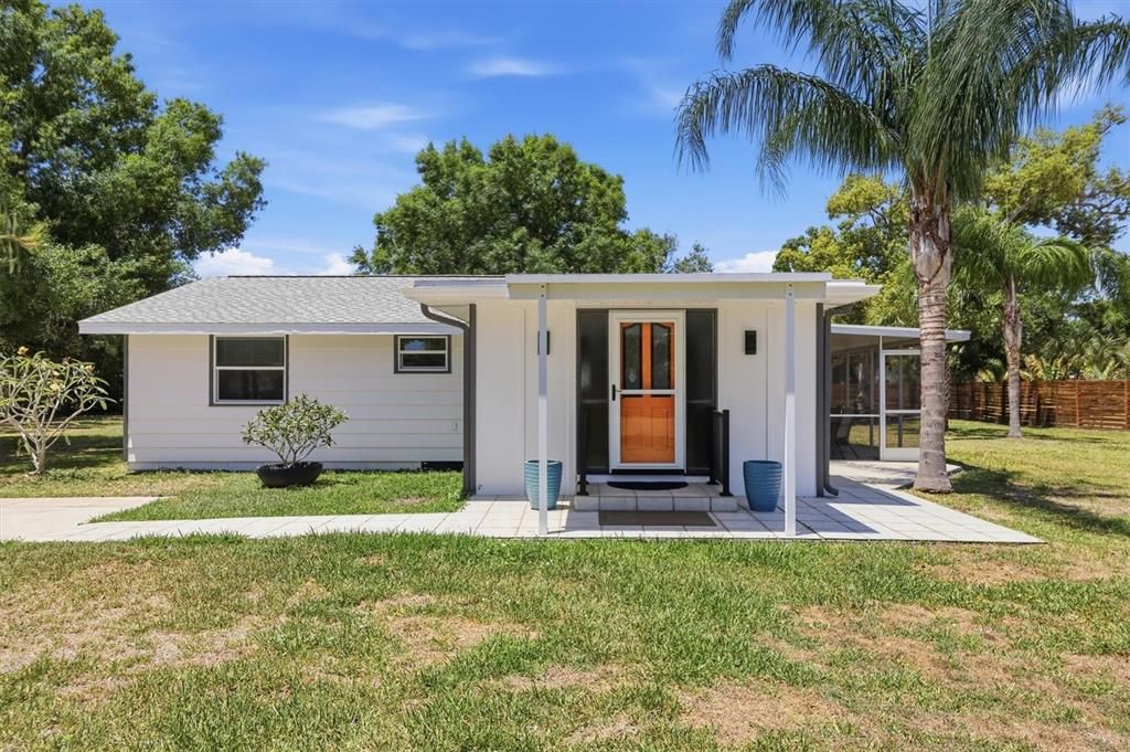 4300 Eastern Pkwy, Sarasota, FL - View 2