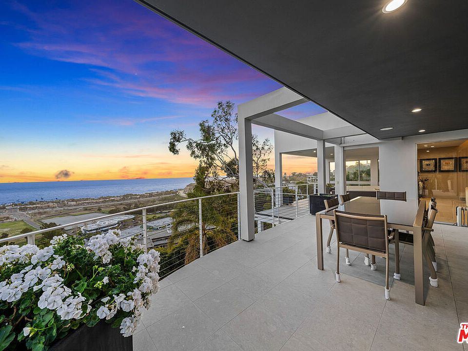 1st image of 23838 Harbor Vista Dr