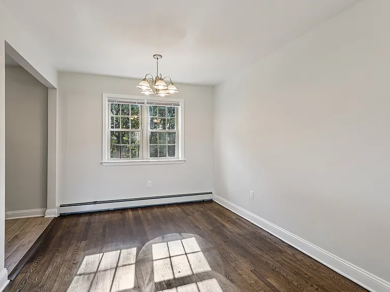 Kings Gardens Apartments — Photo 11