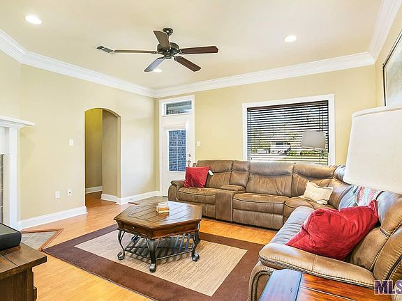4th image of 11087 Reyn Dr