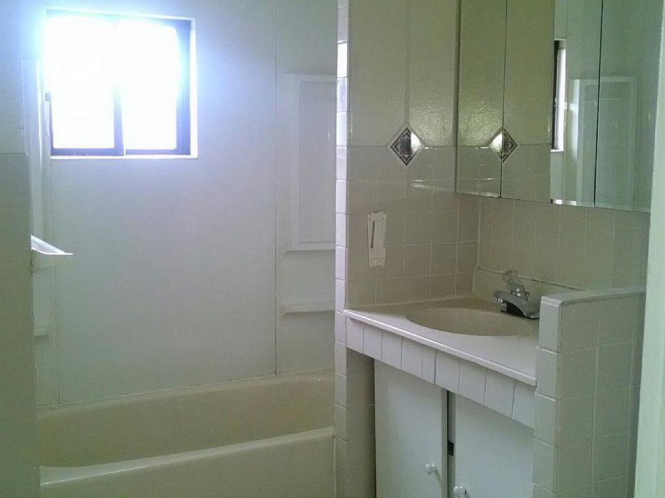 Upstairs Bathroom
