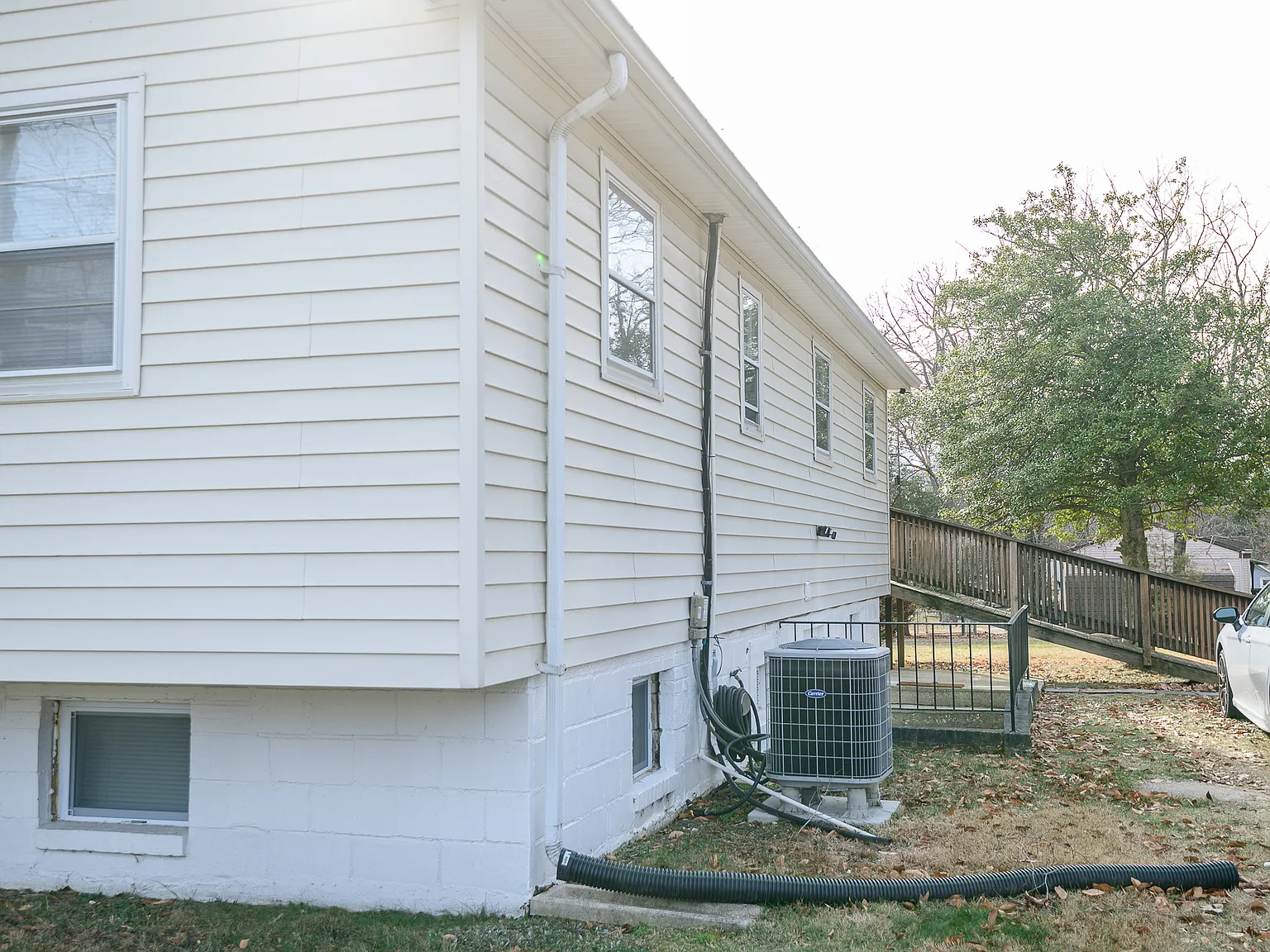 5 bed, 1092 sqft, $3,900 — Photo 4