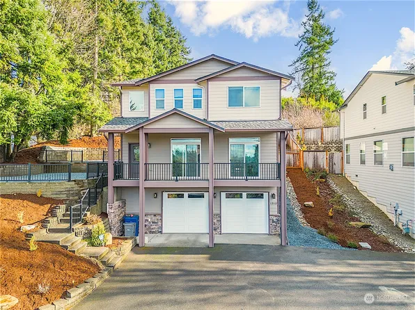 1312 Logan Road, Lynnwood, WA 98036