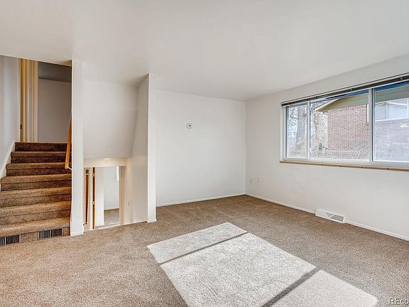 4th image of 4820 Field Ct