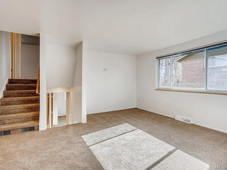 4820 Field Ct — Photo 4