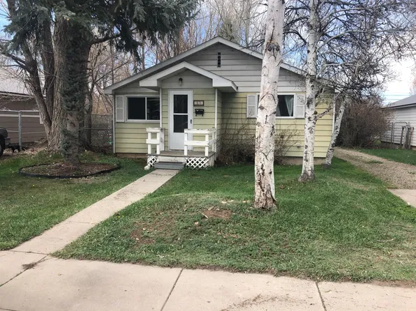 324 Jefferson St, Lander, WY 82520