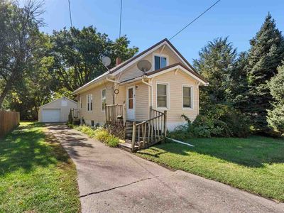 433 E Van Buren St, Washington, IA, 52353