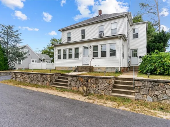 53 Andrews Ave, West Warwick, RI 02893