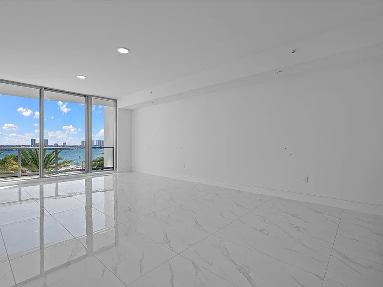 220 Lake Shore Dr #804 — Photo 6