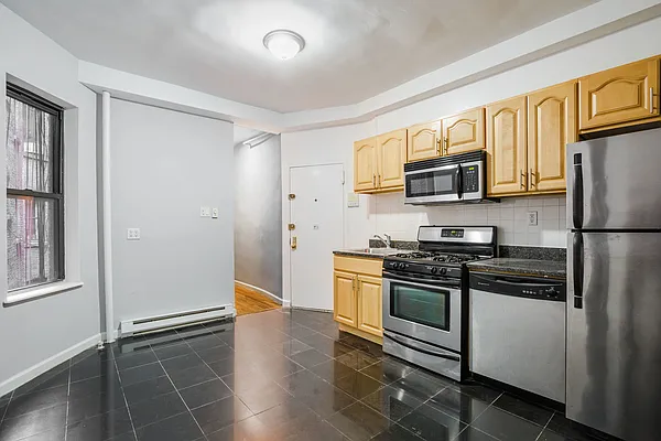 Rented by MNS | media 6