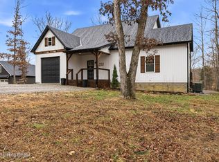 253 Moutardier Bay Dr, Leitchfield, KY 42754
