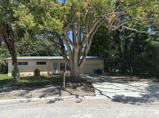 7991 Helston Dr, Jacksonville, FL 32208