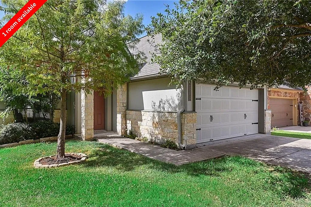 3 bed, 1244 sqft, $650 — Photo 1