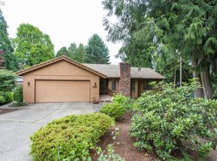 6031 SW Texas Ct, Portland, OR 97219