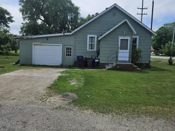 197 W Norway St, Harrison, MI 48625