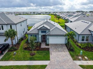 17543 Savory Mist Cir, Lakewood Ranch, FL 34211