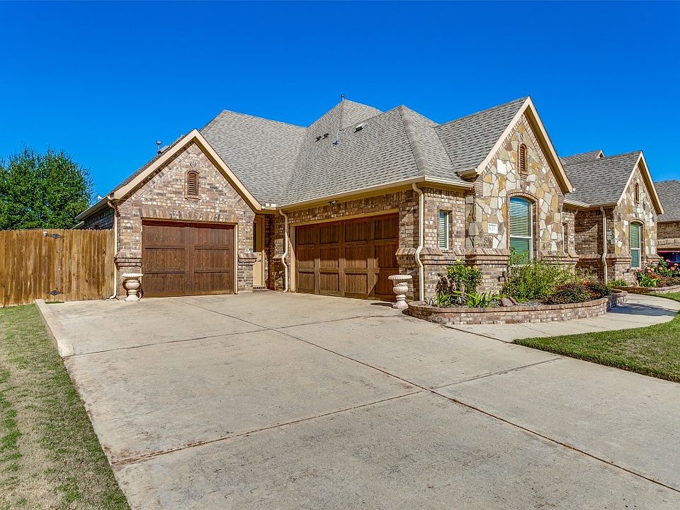 1st image of 8613 Shadywood Ln