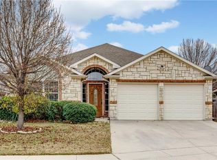 4972 Happy Trl, Fort Worth, TX 76244