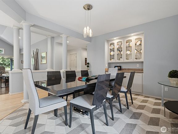5th image of 3729 SW Galway Court