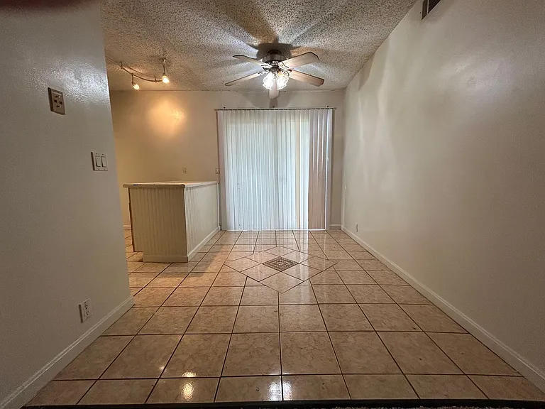 709 Dondee Dr #8 — Photo 3