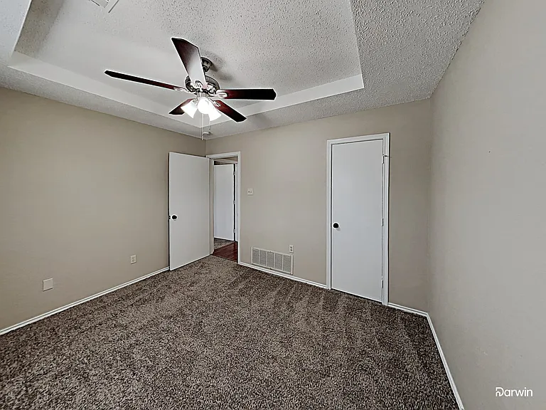 1714 Knob Hill Dr — Photo 14