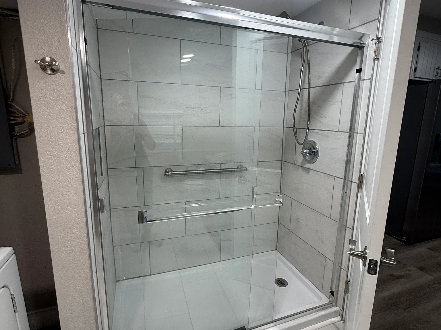2 bed, 837 sqft, $1,300 — Photo 4