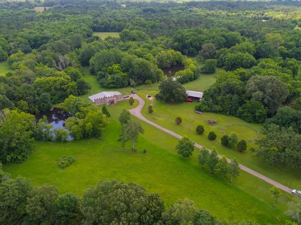 195 County Road 15, Safford, AL 36773