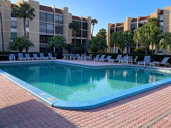 5th image of 3442 NE Causeway Boulevard #202