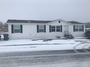 110 Plain View Dr, Rock Springs, WY 82901